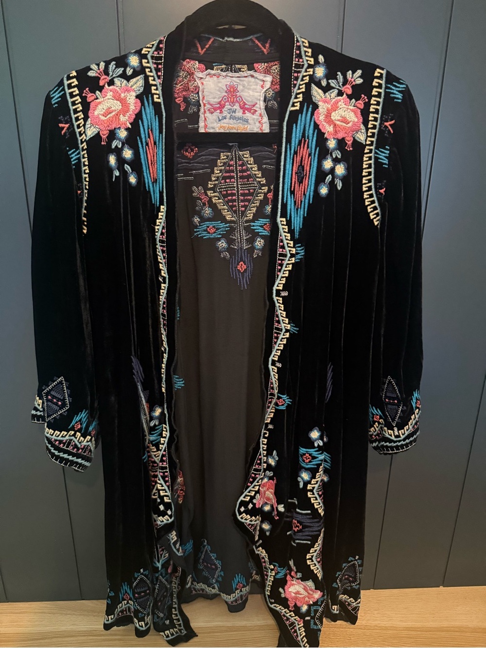 🌺 Johnny Was Aveza Black Velvet Embroidered Floral Kimono - Picture 8 of 15